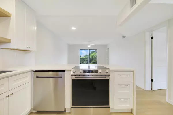 Lake Worth, FL 33461,2770 S S Garden DR 212