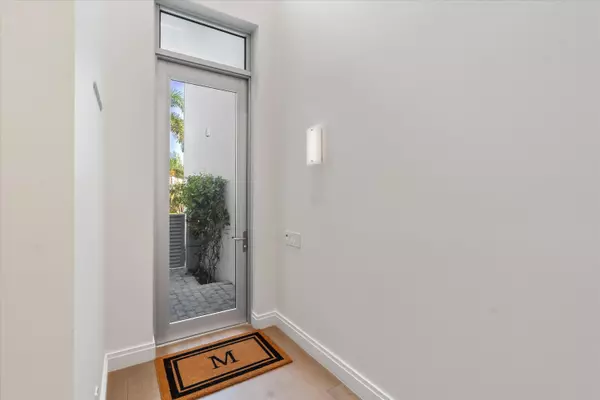 Delray Beach, FL 33483,126 Macfarlane DR