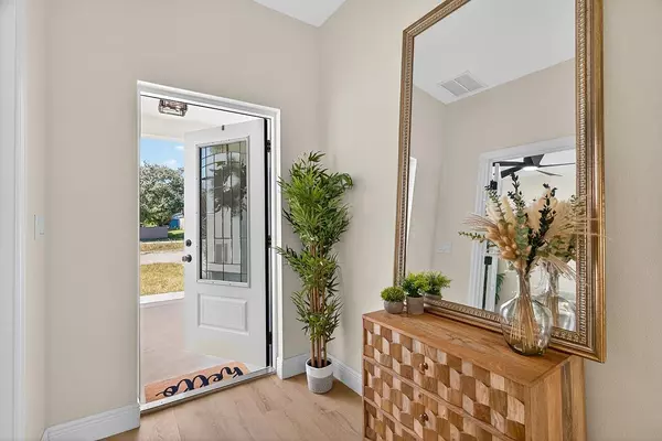 Vero Beach, FL 32967,8426 E 98th AVE