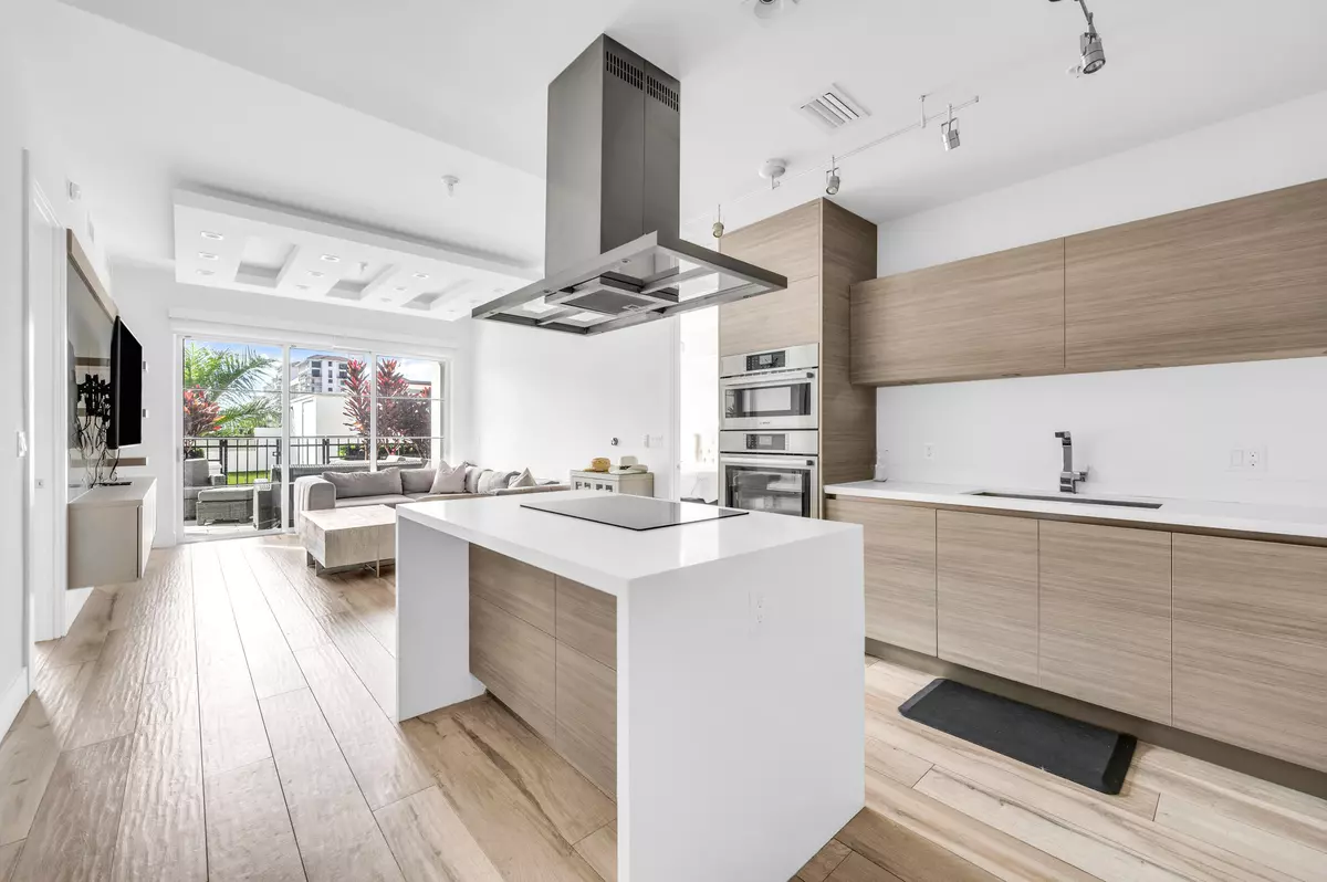 Boca Raton, FL 33432,155 E Boca Raton RD 418