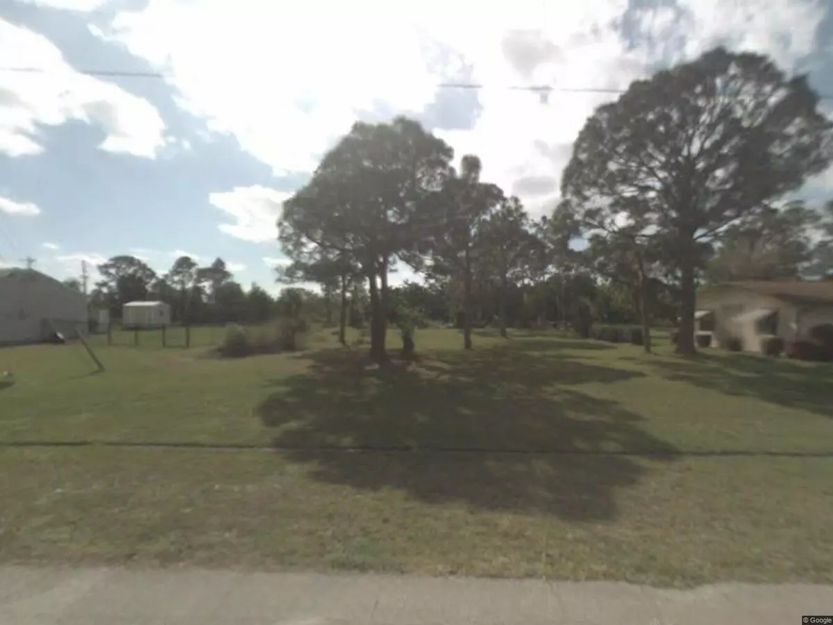 Port Saint Lucie, FL 34952,2678 SE Ibis AVE