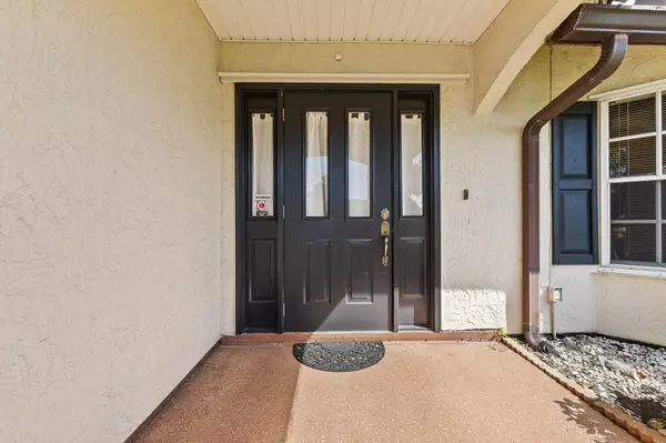 Port Saint Lucie, FL 34952,1465 SE Westmoreland BLVD