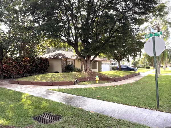 Deerfield Beach, FL 33442,772 NW 41st TER