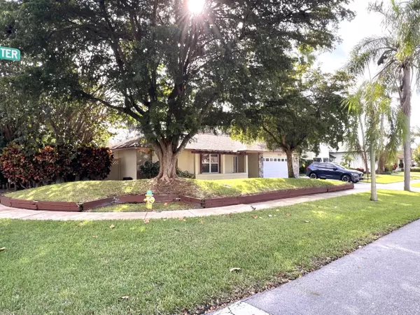 Deerfield Beach, FL 33442,772 NW 41st TER