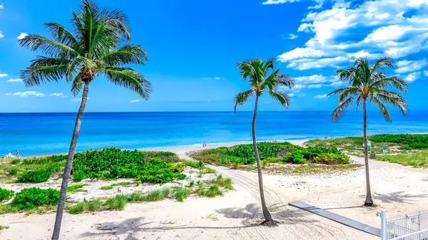 Lauderdale By The Sea, FL 33062,2000 S Ocean BLVD 4d