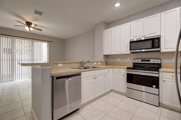 Stuart, FL 34997,9469 SW Purple Martin WAY