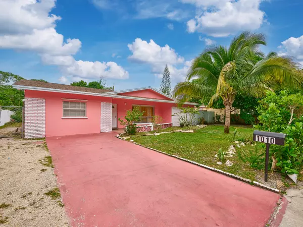 Lake Worth Beach, FL 33460,1010 S B ST