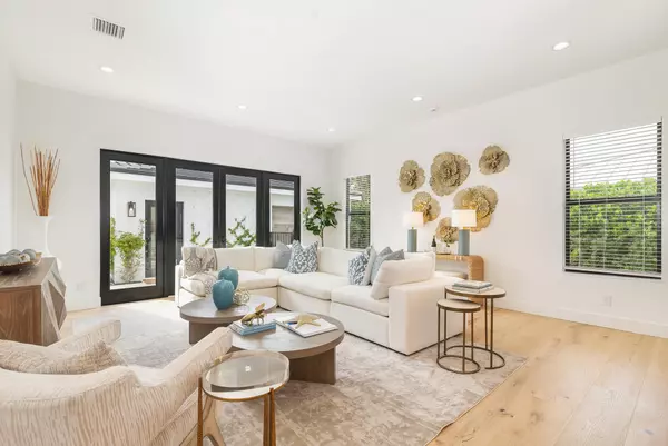 West Palm Beach, FL 33405,338 Alhambra PL