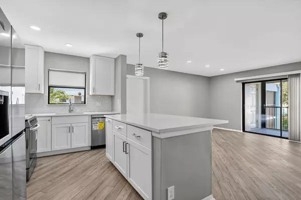 517 Dotterel RD 29c, Delray Beach, FL 33444