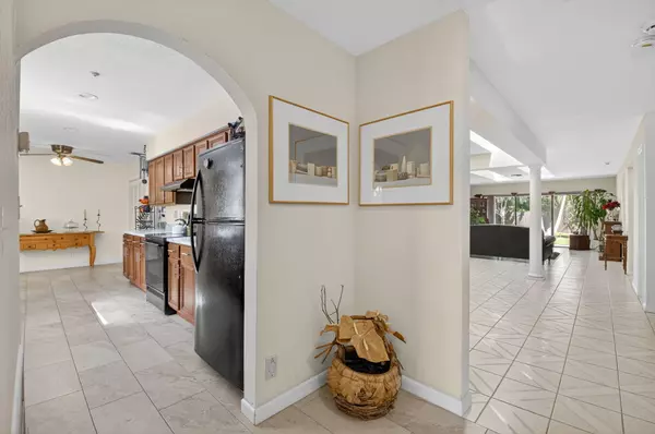 Boca Raton, FL 33496,9669 Erica CT