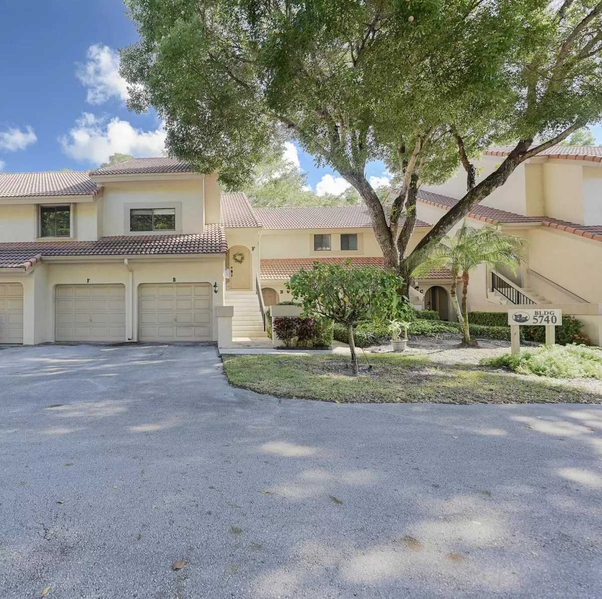 Boca Raton, FL 33486,5740 Coach House CIR F