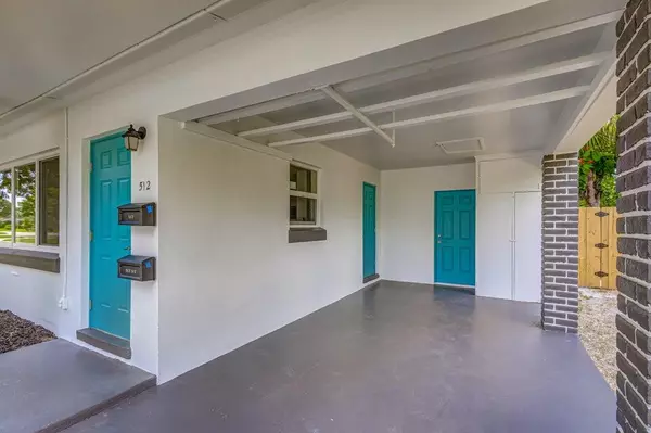 Lake Park, FL 33403,512 Bayberry DR