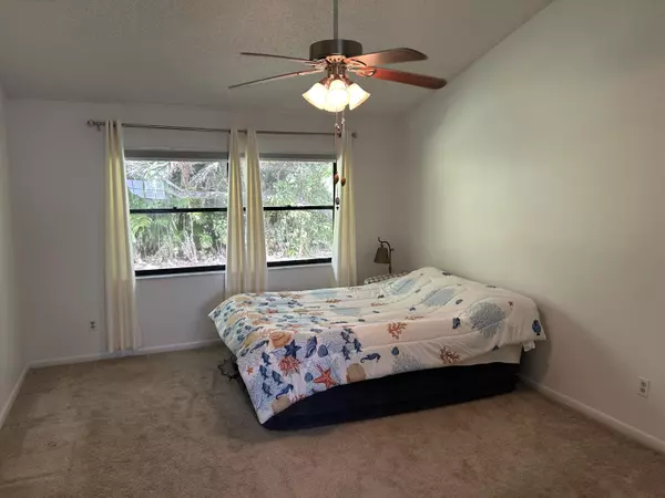 Boynton Beach, FL 33472,7207 Le Chalet BLVD