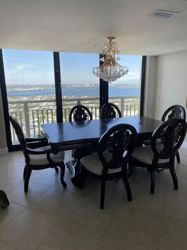Singer Island, FL 33404,3000 N Ocean Drive 36-C