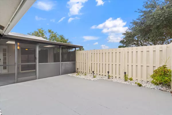 Delray Beach, FL 33445,922 NW 30th AVE D