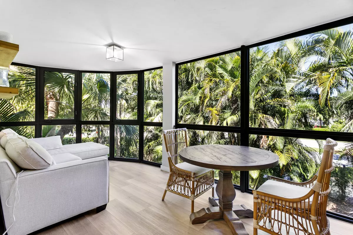 Jupiter, FL 33477,17137 Waterbend DR 201