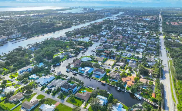 Palm Beach Gardens, FL 33410,2169 Driftwood CIR