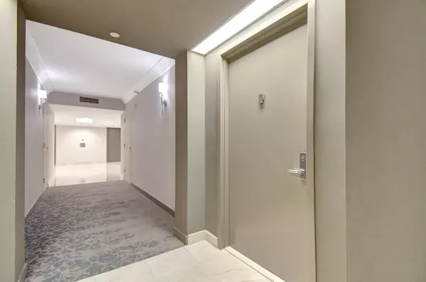 Aventura, FL 33180,3400 NE 192nd ST 2011