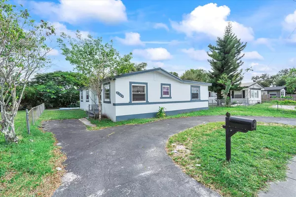 2300 NW 31st AVE, Fort Lauderdale, FL 33311