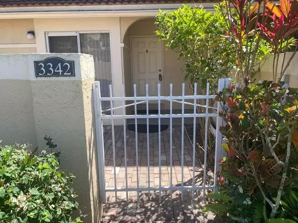 Deerfield Beach, FL 33442,3342 Deer Creek Alba WAY