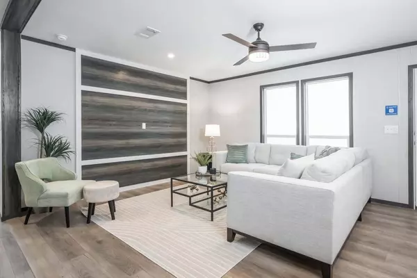 Okeechobee, FL 34972,21067 NW 278th ST