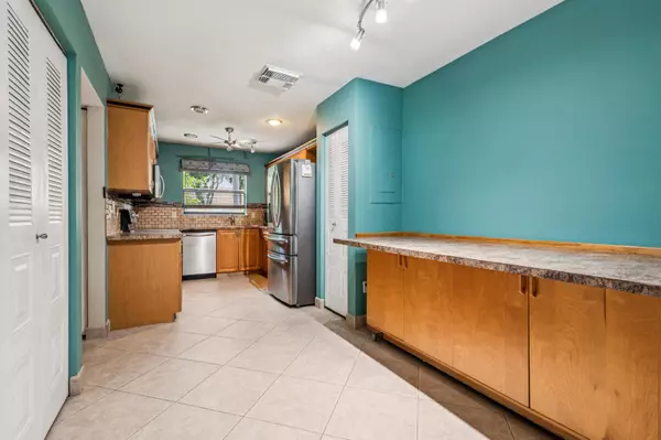 Delray Beach, FL 33445,615 NW 31st AVE