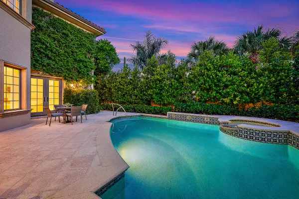 Palm Beach, FL 33480,314 Chilean AVE