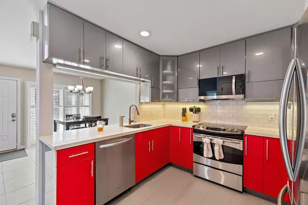 Palm Beach Gardens, FL 33418,9199 Green Meadows WAY