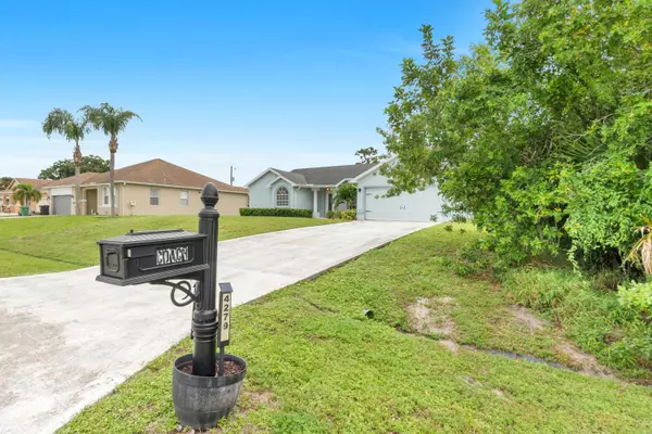Port Saint Lucie, FL 34953,4279 SW Jared ST