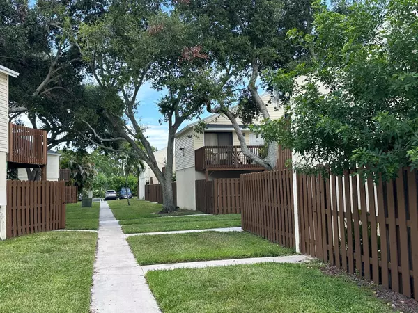 West Palm Beach, FL 33401,631 Executive Center DR K101