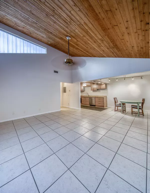 809 N Federal HWY 3, Lake Worth Beach, FL 33460