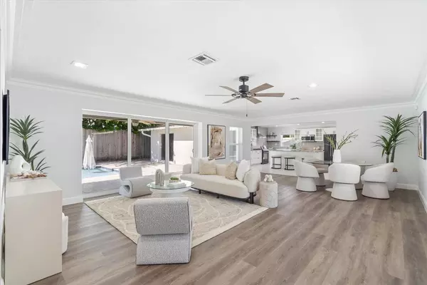 Boynton Beach, FL 33435,714 SW 25th AVE