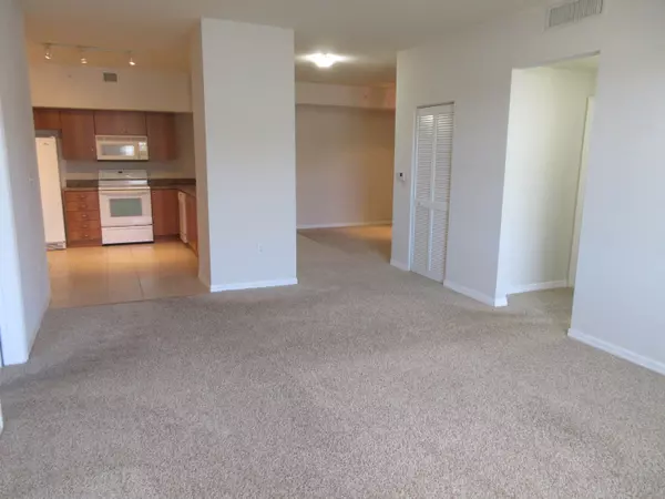 Delray Beach, FL 33444,250 NE 3rd AVE 1-213