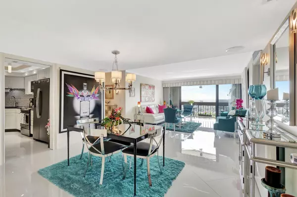 2000 Presidential WAY Ph5, West Palm Beach, FL 33401