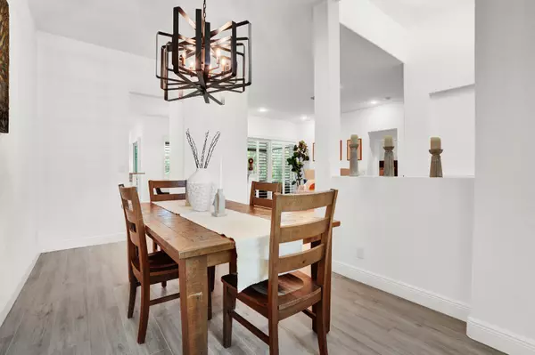 Loxahatchee, FL 33470,6398 N 183rd TRL