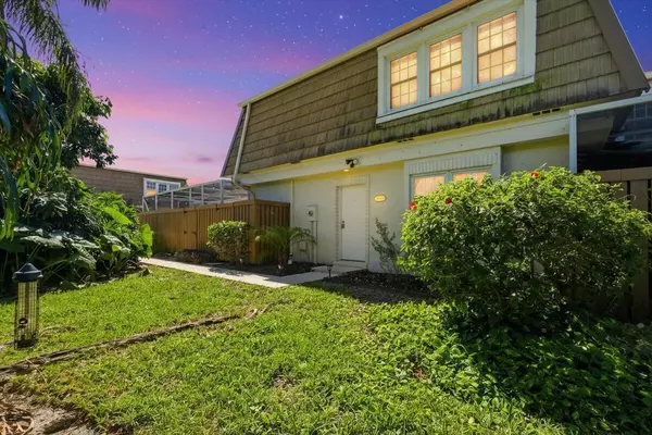 11558 Winchester DR, Palm Beach Gardens, FL 33410