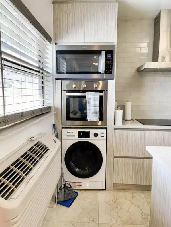 Fort Lauderdale, FL 33316,408 SE 12th CT 3b