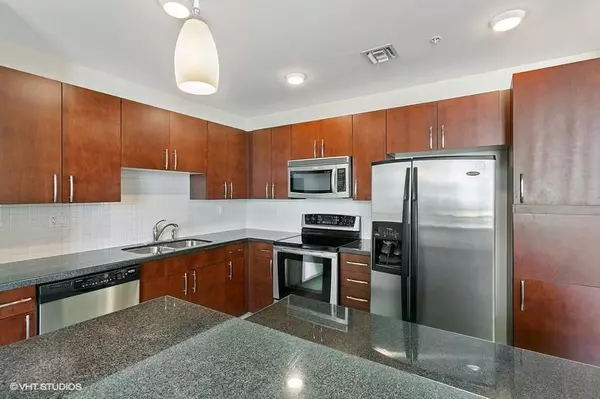 West Palm Beach, FL 33401,300 S Australian AVE 1401