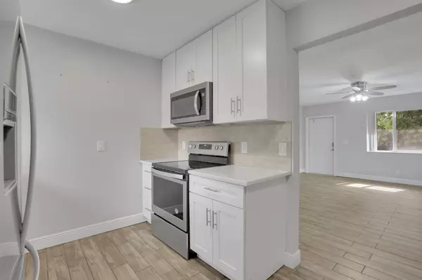 Delray Beach, FL 33444,2227 NE 3rd AVE 1 & 2