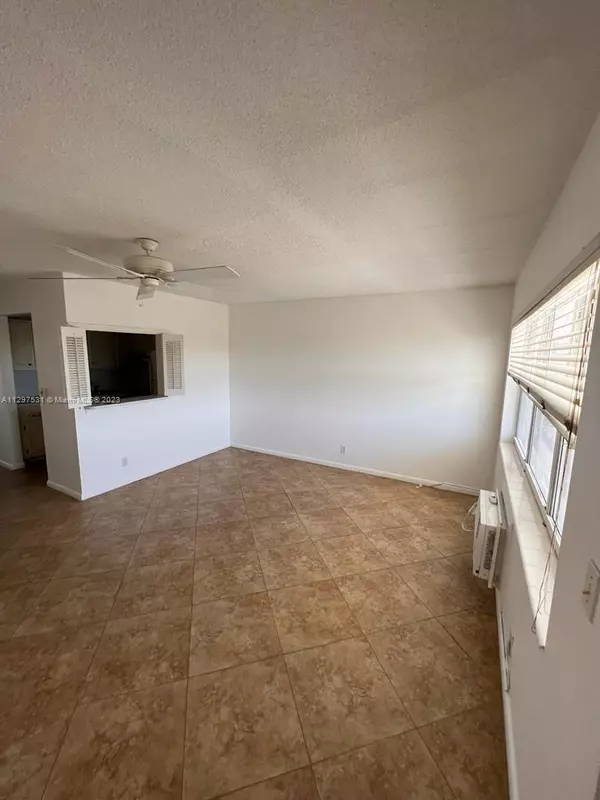 West Palm Beach, FL 33417,276 Andover K