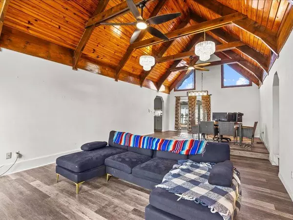 Port Saint Lucie, FL 34983,1297 SE Floresta DR