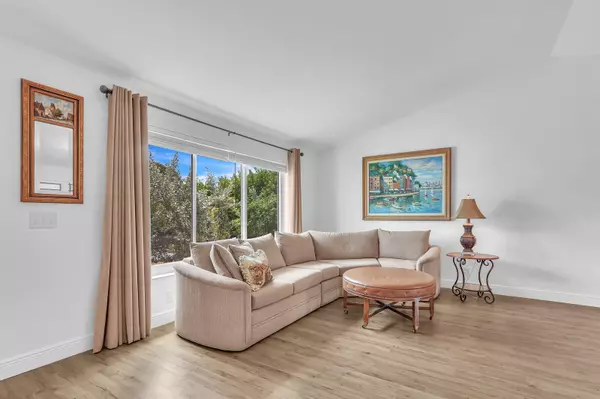 Jupiter, FL 33458,146 Village CIR