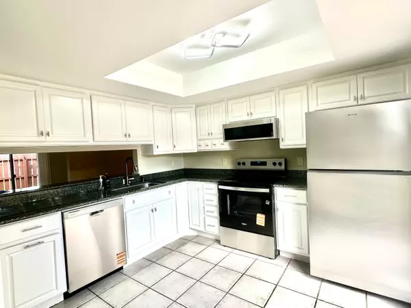 Jupiter, FL 33458,132 Sherwood CIR 15b