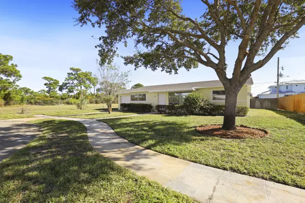 Jupiter, FL 33469,18905 SE Southgate DR