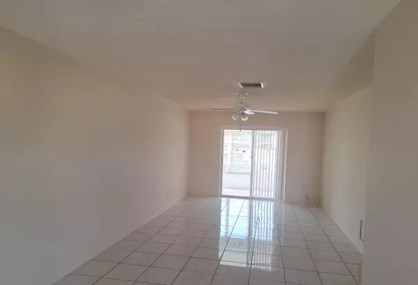 Boynton Beach, FL 33435,2102 NE 1st WAY 202