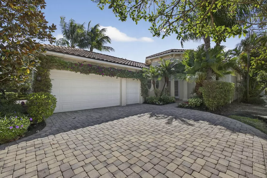 145 Bianca DR, Palm Beach Gardens, FL 33418