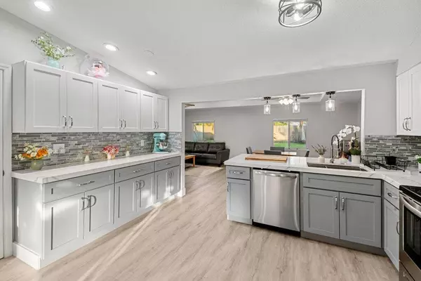 Royal Palm Beach, FL 33411,1314 Elmbank WAY