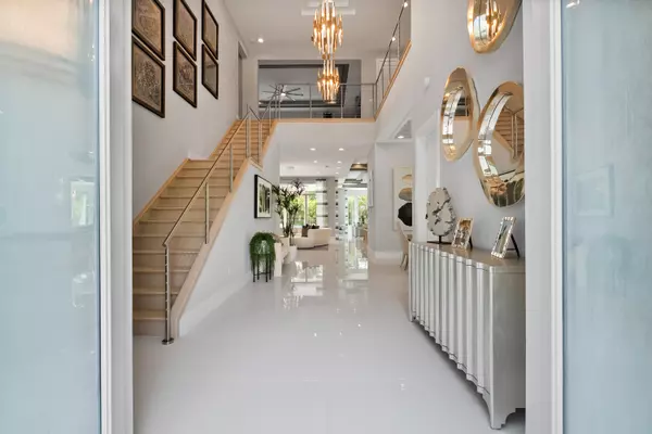 Palm Beach Gardens, FL 33418,4210 Mendel LN