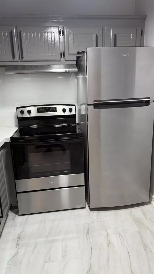 Deerfield Beach, FL 33442,52 Newport C CT