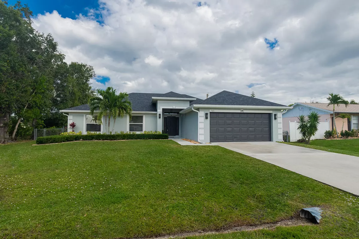 Port Saint Lucie, FL 34983,765 SW Hibiscus ST